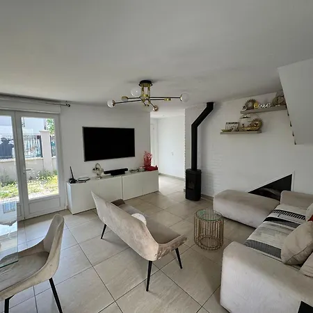 Emmanuel 4 * Drancy