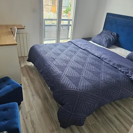 Emmanuel 4 * Drancy
